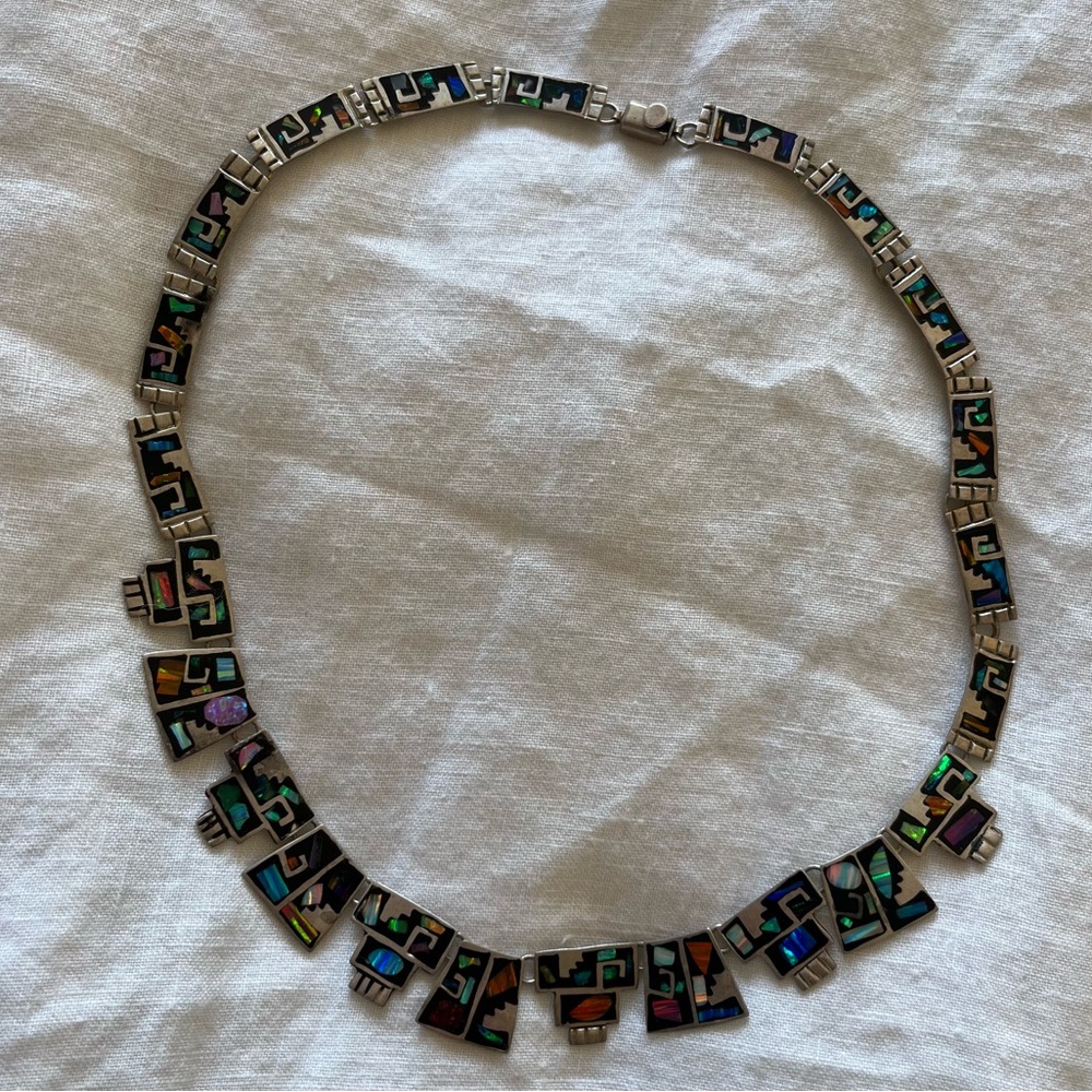 Gorgeous opal necklace from Mexico City